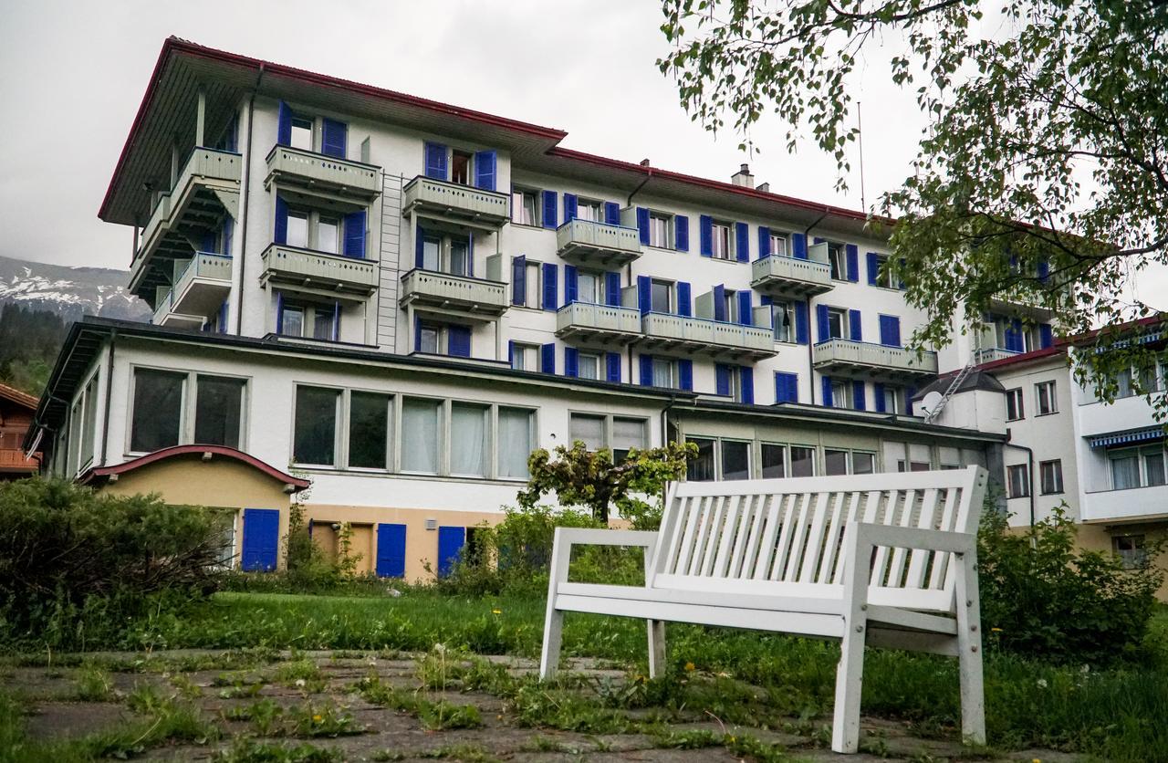 Parkhotel Bellevue Lenk Buitenkant foto
